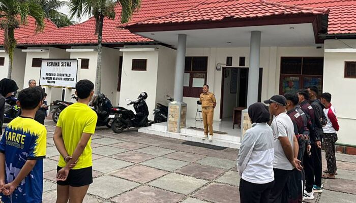 Kadispora Gorontalo Lepas Atlet SPOBDA ke Kejurnas Atletik di Jawa Tengah