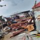 Puting Beliung Terjang Ponelo_ Seorang Warga Tertimpa Material Homestay, Tujuh Rumah Rusak