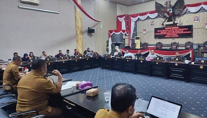 Ketua DPRD Kabgor Minta Pemkab Seriusi Kebutuhan Publik