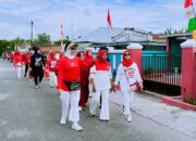 Semarakkan HUT ke-80 RI, Muslimat NU dan IWAPI Bonbol Gelar Jalan Sehat dan Senam Bersama