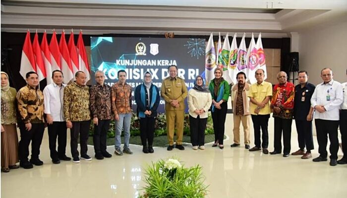 Terima Kunker Komisi IX DPR RI, Gubernur Gusnar Bahas Sejumlah Isu