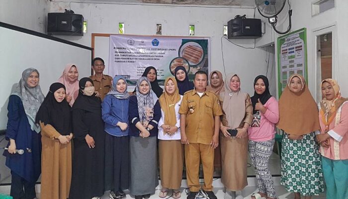 Tim PkM Universitas Ichsan Gorontalo, Bantu Tingkatkan Kapasitas UMKM Kue Curuti You Cookies