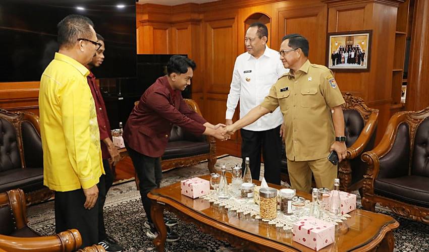 Gubernur Gusnar Penuhi Janji, Perwakilan BEM UNG Dipertemukan dengan Mendagri
