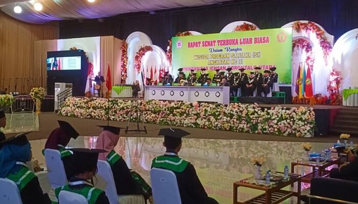 Hadiri Wisuda Unisan Gorut, Kadispora Tekankan Peran Alumni dalam Kemandirian Daerah