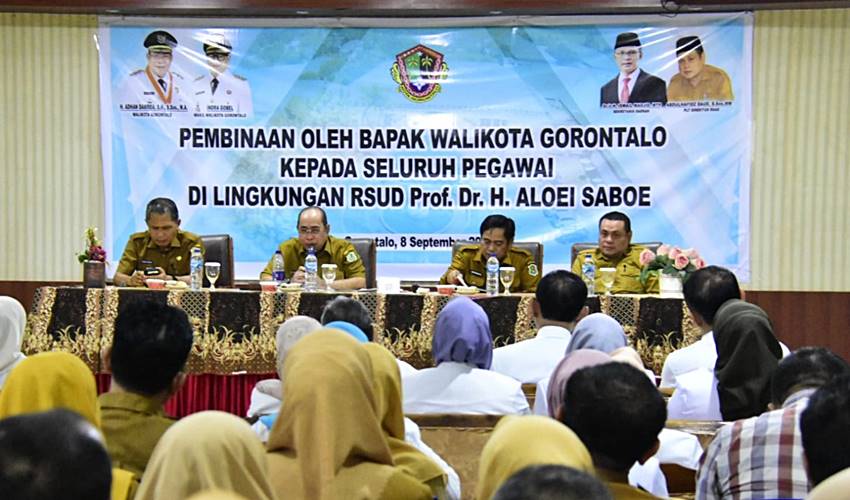 Layani Pasien, Adhan_ Nakes Jangan Tebang Pilih