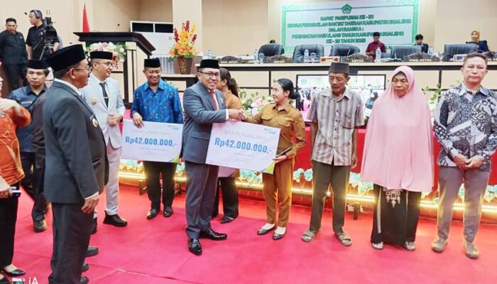Pertama Kali, DPRD Hadirkan Mustahiq Saat Sidang Paripurna HUT Boalemo