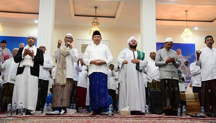 Gubernur Gusnar Ajak Warga Hidupkan Sunnah Nabi Muhammad SAW