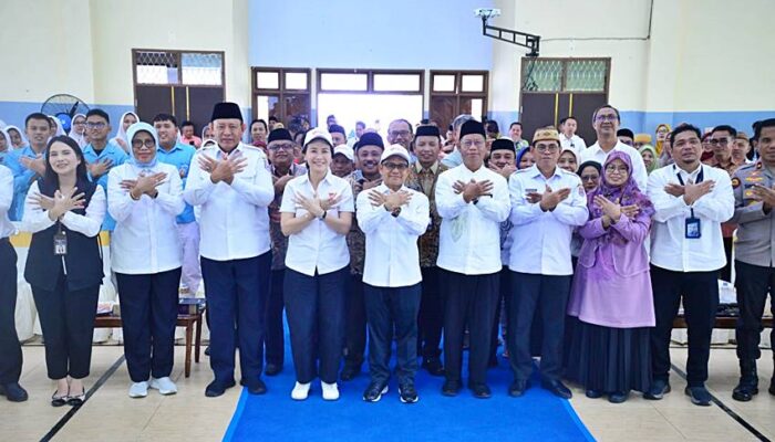 Menko PM Launching Sekolah Garuda Transformasi di Gorontalo
