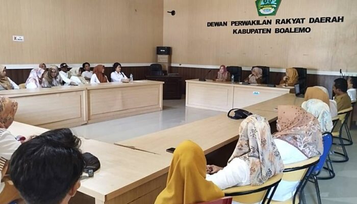 Sekwan DPRD Boalemo Minta Staf Disiplin Kerja dan Pahami Tupoksi