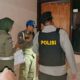 Razia yang dilaksanakan Satpol PP Kota Gorontalo bersama TNI, Polri, dan Polisi Militer (POM) tengah melakukan razia, Jumat (24/10/2025). (Foto: Kominfo)