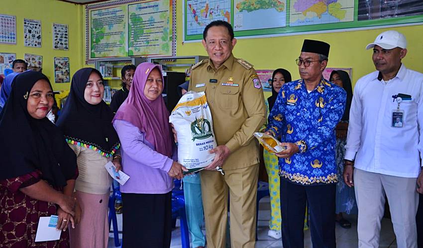 2.623 KPM di Kota Gorontalo dapat Bantuan Pangan dari Pemprov