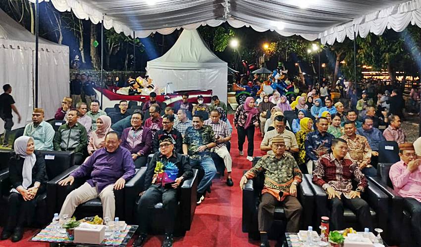 Gusnar-Idah Resmikan Danau Perintis Sebagai Zona KHAS