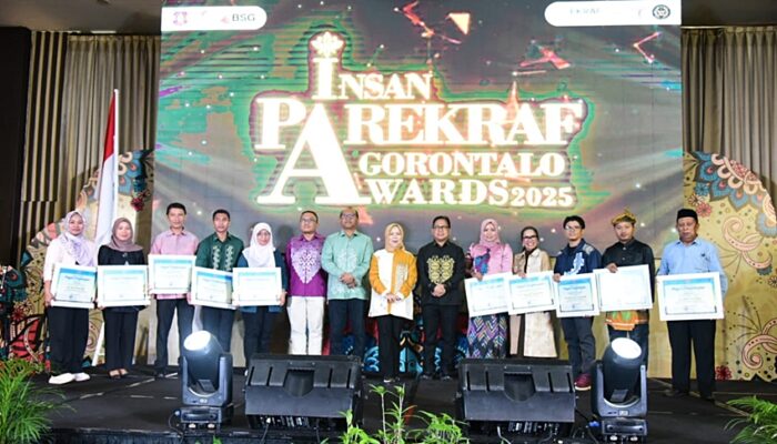 10 Pelaku Parekraf Terima Penghargaan Pemprov