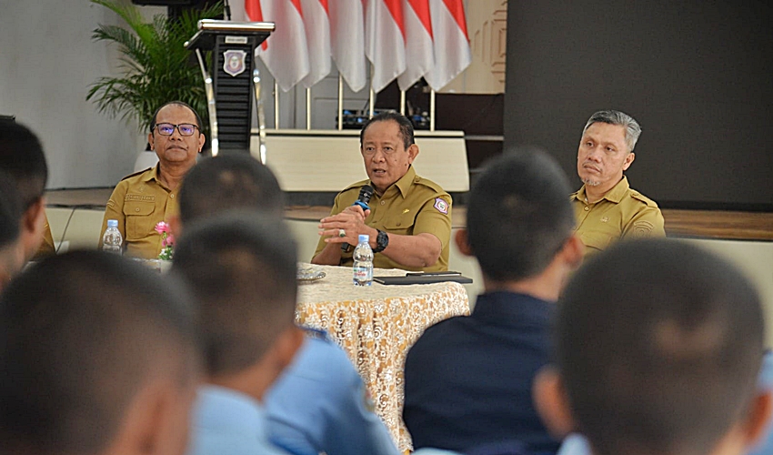 Gubernur Gusnar Beri Wejangan Siswa Kedinasan Pemerintahan dan Militer