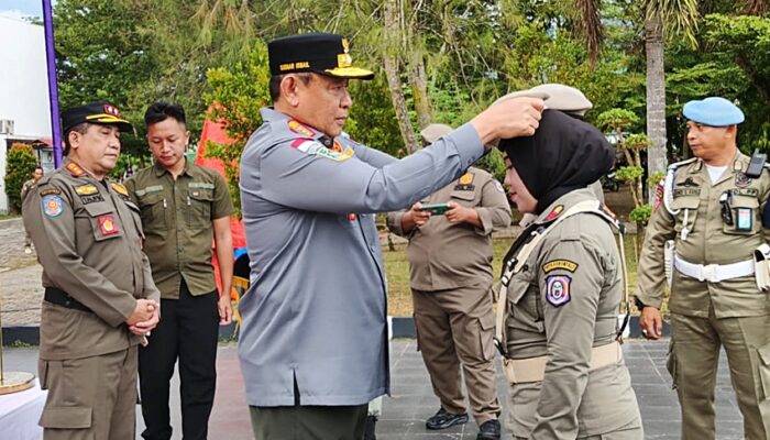 Gubernur Gusnar Tutup Pelaksanaan Latsar Satpol PP