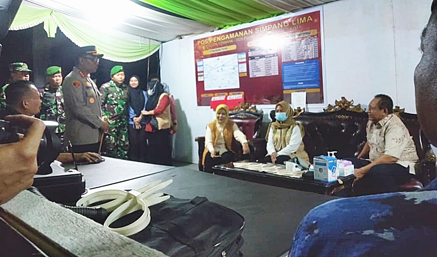 Gusnar-Idah Pantau Sejumlah Pos Pengamanan Nataru