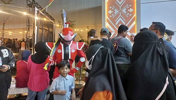 Penutupan Food Festival Kuliner Indogrosir Gorontalo Diwarnai Aksi Cosplay Anime