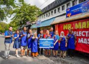 Perkuat Ekonomi Pelaku Usaha, Bank Raya Serahkan Dukungan Prasarana bagi Pedagang Kaki Lima di Cluster Unggulan Sidodadi Semarang