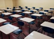 Pertimbangan Memilih Sekolah yang Tepat untuk Anak bagi Orang Tua Modern