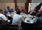 Komisi ll DPRD Kabgor Raker dengan Perumda Tirta Limutu