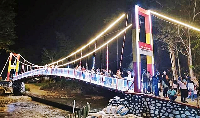 15 Hari Dikerjakan Dikerjakan, Jembatan Desa Molalahu Kembali Dimanfaatkan Warga