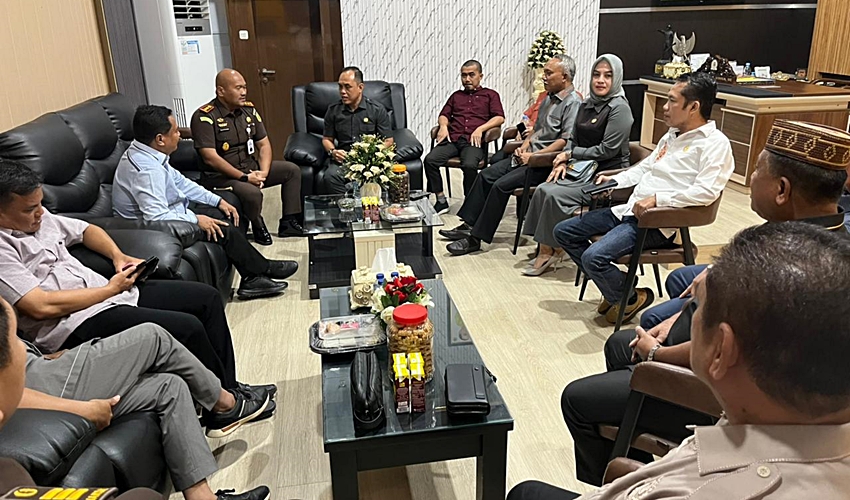 DPRD Kabgor Terima Kunker Kajari yang Baru, Zulfikar_ Momentum Perkuat Sinergitas