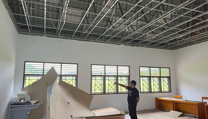 Bupati Boalemo Soroti Kondisi Laboratorium Komputer di Sejumlah Sekolah Paguyaman