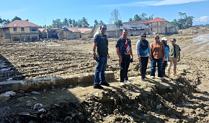 Serambi Mekah yang Terendam, Gorontalo yang Menyapa_ Kisah Kepedulian Adhan Dambea–Indra Gobel