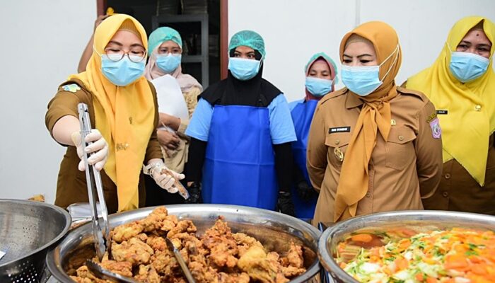 Wagub Idah Pantau Pendistribusian MBG di Wilayah Bone Pesisir