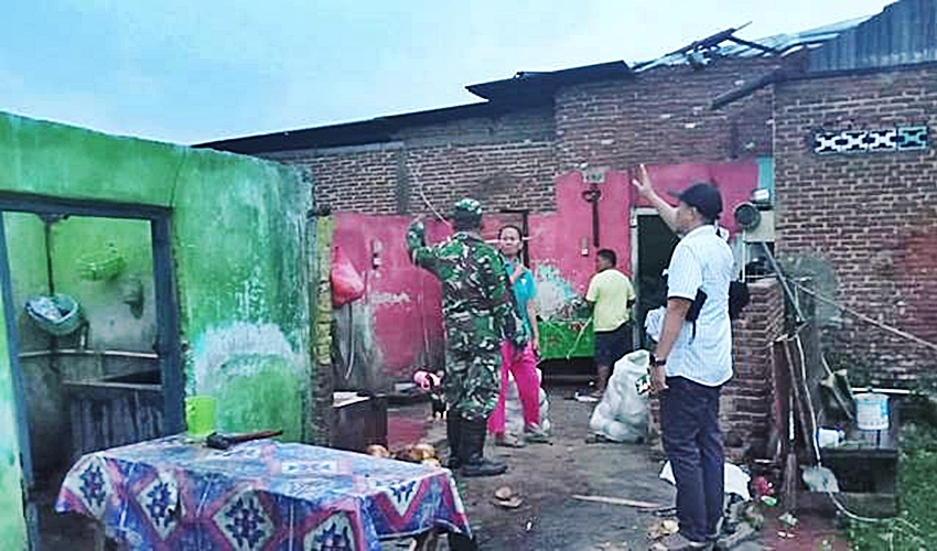 Angin Puting Beliung Terjang Kecamatan Tilango, Lima Rumah Warga Porak Poranda