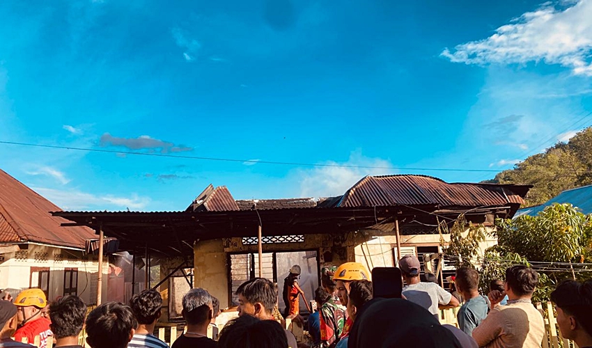 Kebakaran Rumah di Siendeng, Satu Penghuni Meregang Nyawa_ Diduga Tertidur Pulas saat Kejadian