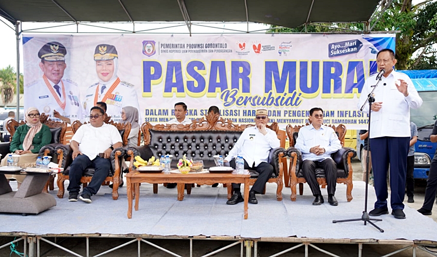 Pasar Murah Jelang Ramadan, Gusnar Tekankan Kebersihan Hati dan Kepedulian Sosial
