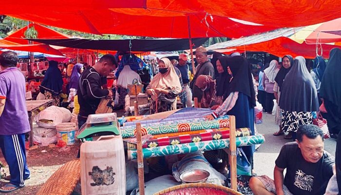 Pasar Rabu Suwawa, Tetap Eksis Ditengah Gempuran Retail Modern