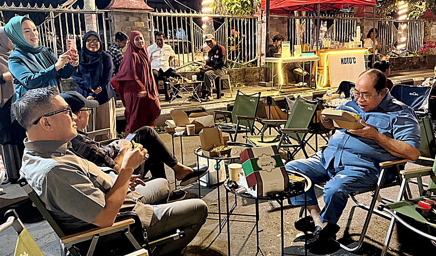 Penerapan Retribusi Coffe Street Pemkot_ Hanya Rp. 10 Ribu, Tak Bikin Kantong Pedagang Jebol