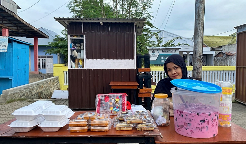 Ramadan Produktif, Mahasiswa di Gorontalo Meniti Kemandirian Lewat Lapak Takjil