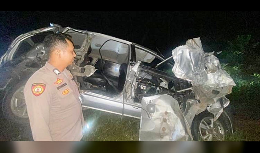 Tabrak Lari di Wanggarasi, Sopir Xenia Tewas Terjepit di Dalam Mobil