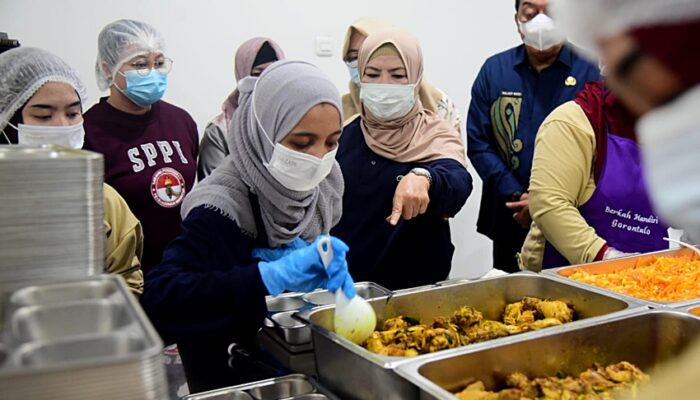 Tindak Lanjuti Keluhan Menu MBG, Dini Hari Wagub Idah Sidak Sejumlah SPPG