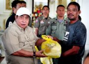 Usai Piknik dengan Adhan, 380 Pasukan Gerakan Kebersihan Pulang Bawa Paket Ramadan