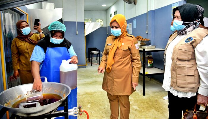 Wagub Idah Peringatkan SPPG Wajib Profesional dan Bertanggung Jawab