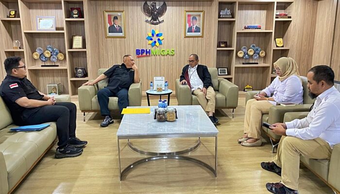 Gubernur Gusnar Apresiasi Perjuangan Rusli Habibie Tambah Kuota Solar Bersubsidi