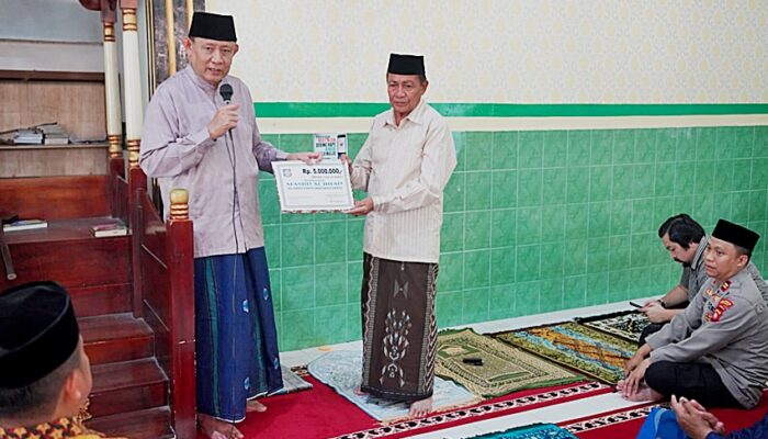 Gusnar Ismail Ajak Jamaah Masjid Al Jihad Jaga Persatuan Demi Kemajuan Gorontalo