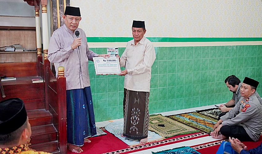 Gusnar Ismail Ajak Jamaah Masjid Al Jihad Jaga Persatuan Demi Kemajuan Gorontalo