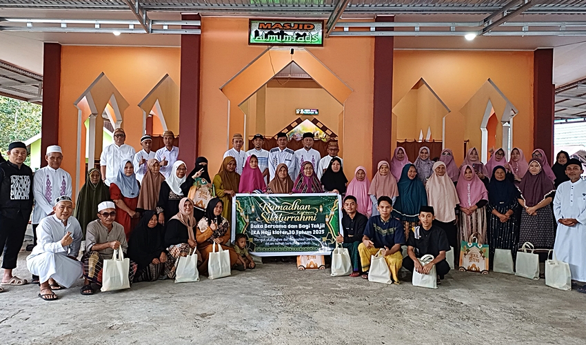 IKA Haji Kloter 30 Tahun 2025 Gelar Buka Puasa Bersama, Salurkan 40 Paket Ramadan