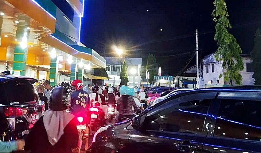 Jelang Idulfitri, Aktivitas Tempat Perbelanjaan di Kota Gorontalo Meningkat Drastis