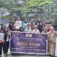 Mahasiswa HMJ PGSD FIP UNG Berbagi Takjil di Depan Kampus II