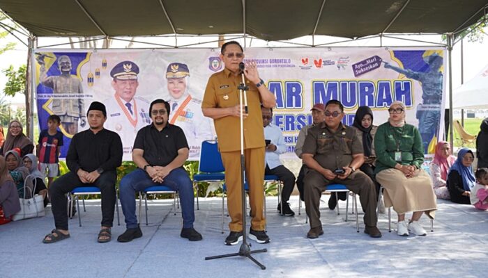 Pasar Murah Pemprov Diserbu Warga Heledulaa Utara