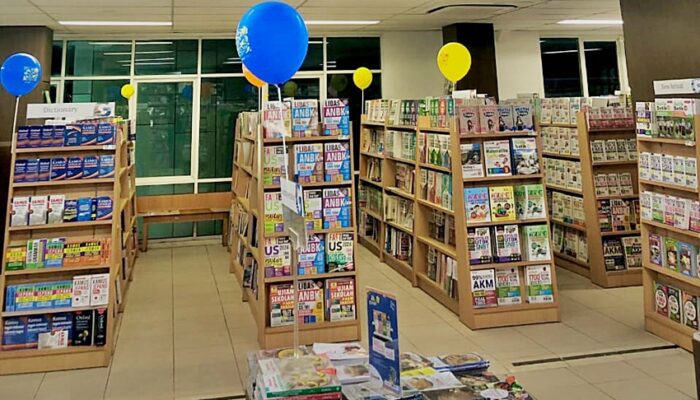 Ragam Koleksi Buku di Gramedia Tarik Minat Pengunjung