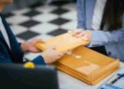 Pentingnya Tracking dan Komunikasi dalam Jasa Pengiriman Barang dan Dokumen ke Luar Negeri
