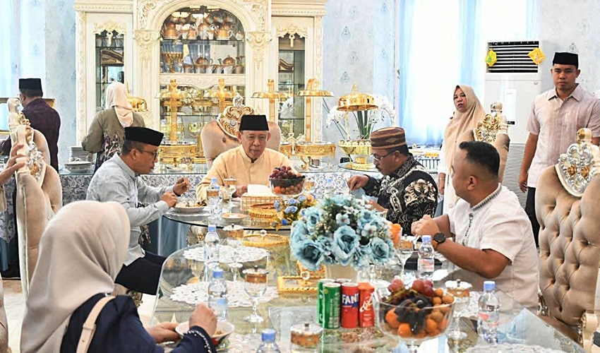 Hadiri Open House Idulfitri, Bupati Rum Pimpin Rombongan Pemkab Boalemo ke Pemprov Gorontalo