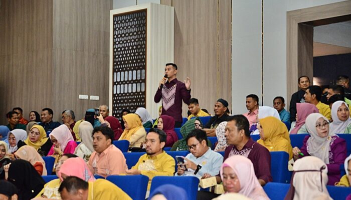 Gubernur Gusnar Dorong Penataan Wisata Botubarani Lebih Terukur